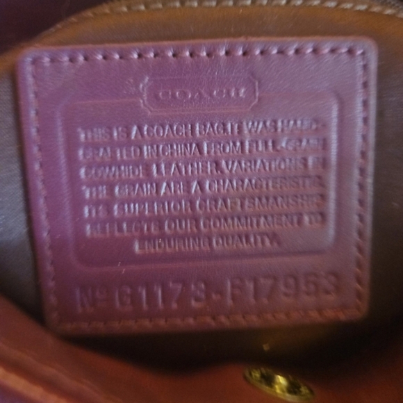 Coach Ashley Hippie Patent Leather Bag f17953 - Picture 5 of 5